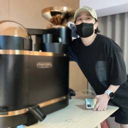 胡鴻文 講師