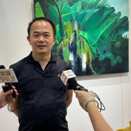 施翠峯 講師